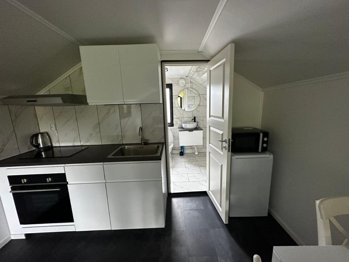 Luxurious Apartment Near Citycenter Boras Ngoại thất bức ảnh